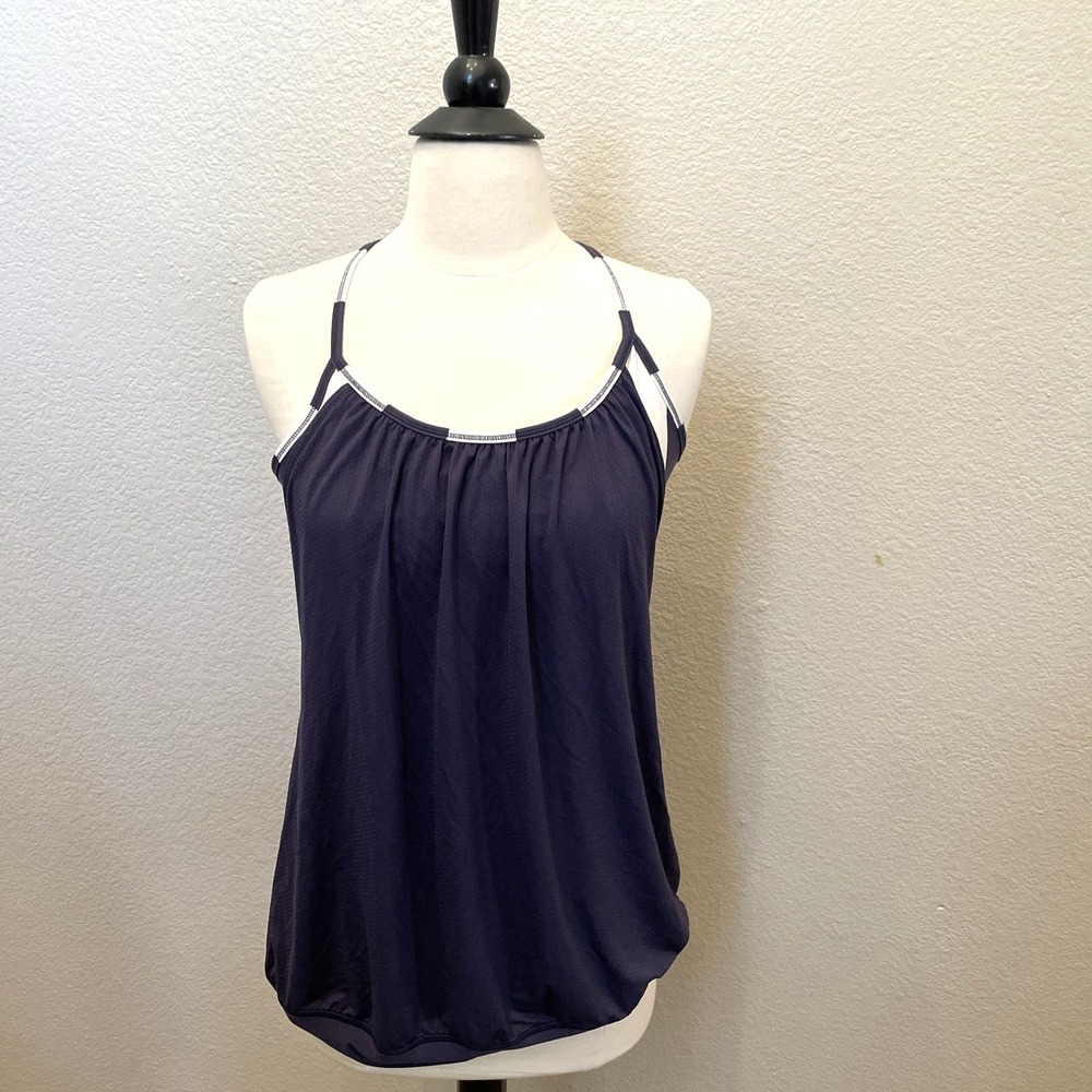 (EXCELLENT) Lululemon Tank W/Built In Sports Bra Size 10 Sportswear Pullover